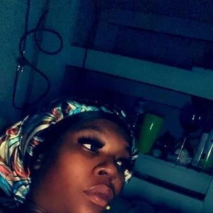 Meet your Posher, Khamari